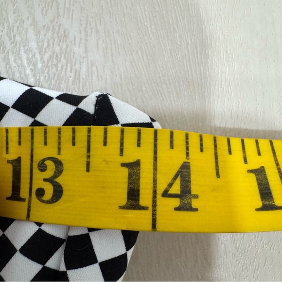 IVL Collective Sport Bra Black White Checkered Front Zip Women's 6 Workout - Picture 11 of 12